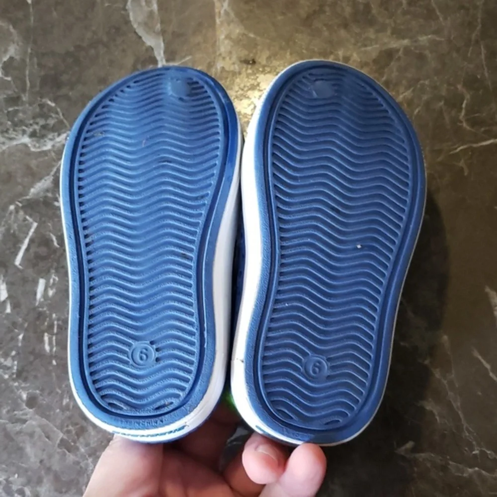 Skechers gently worn